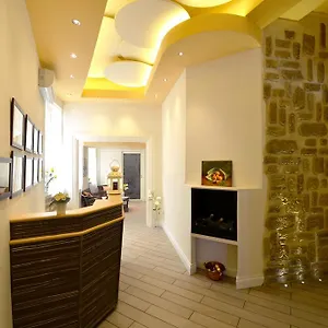 *1*7*4* Via Roma Bed and breakfast